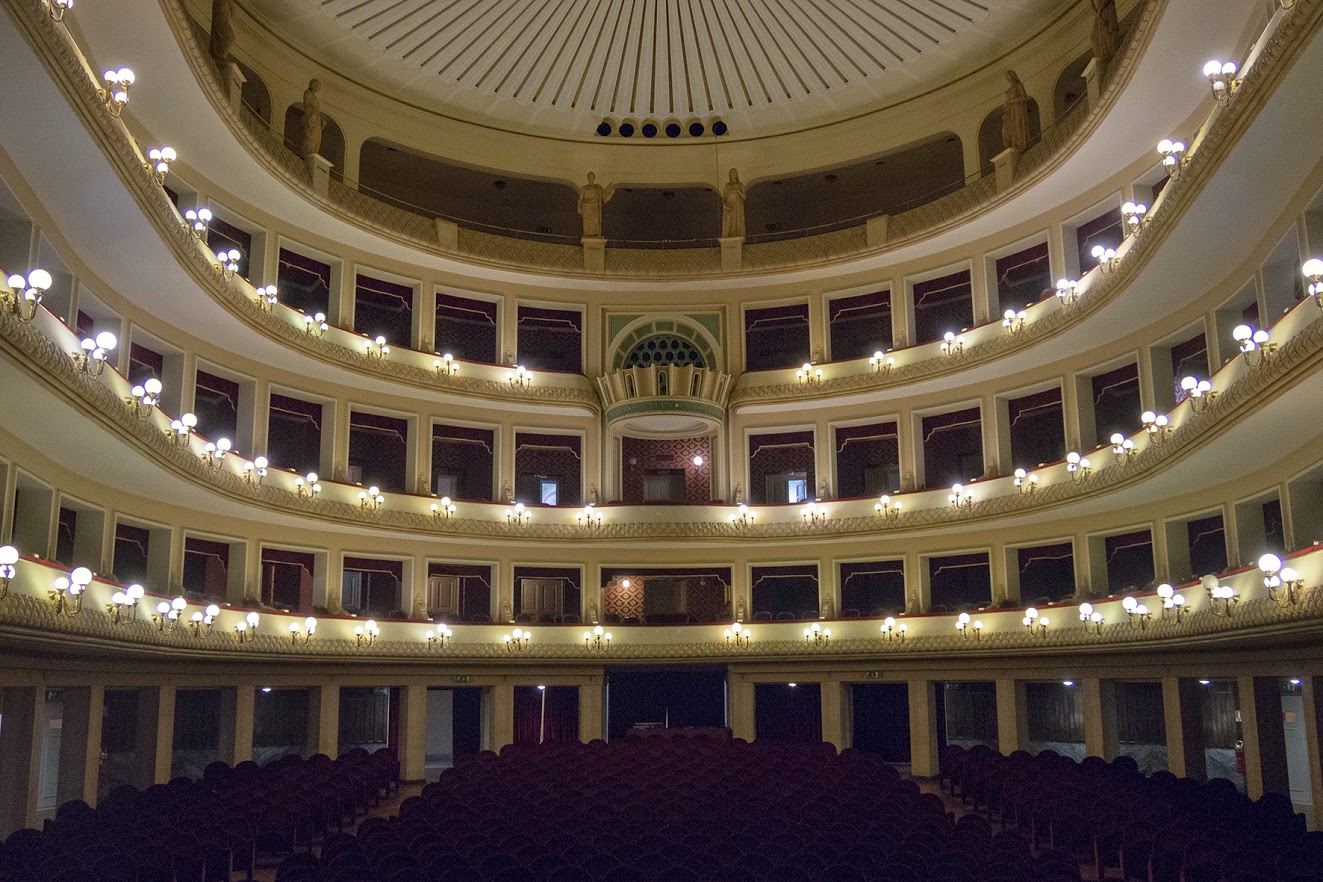 Teatro Francesco Cilea g.Denominazione