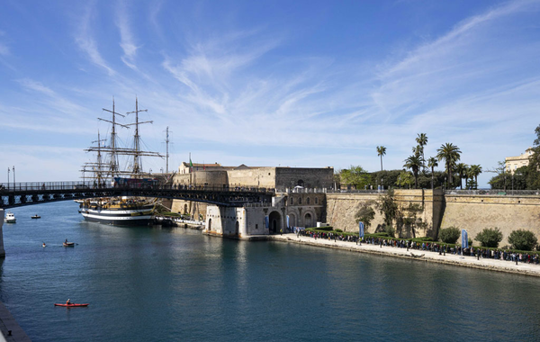 nave Amerigo Vespucci a Reggio Calabria - immagine #323