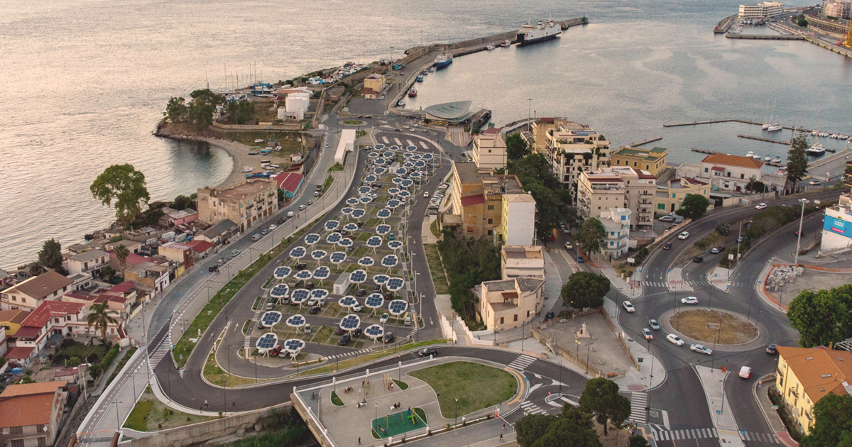 Immagine relativa alla notizia Elenco domande ammesse/non ammesse per la selezione  di risorse specialistiche per costituzione di un gruppo di esperti di supporto alla redazione del "Masterplan di Reggio Calabria"